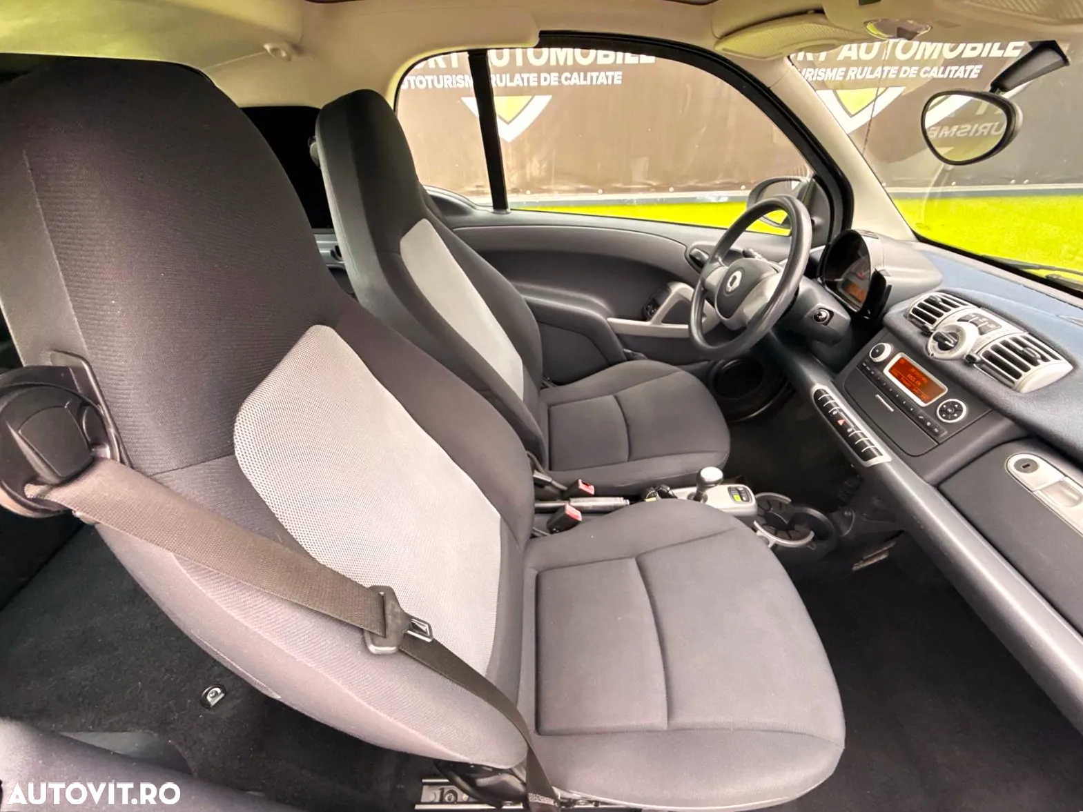 Smart Fortwo coupe softouch black&white limited micro hybrid drive - 20