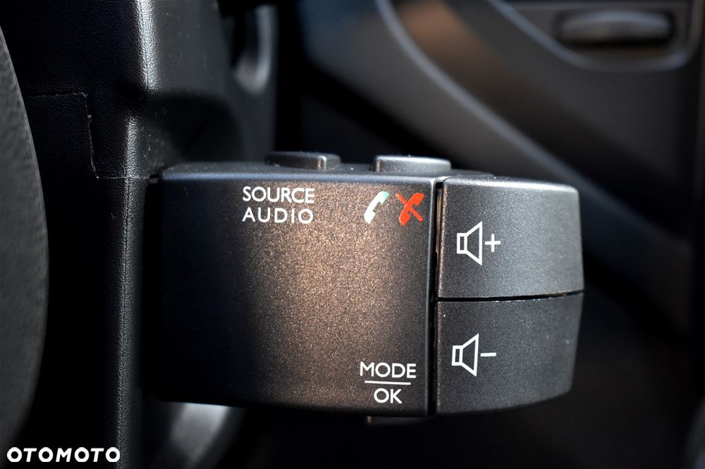 Renault Captur ENERGY TCe 90 Start&Stop XMOD - 37