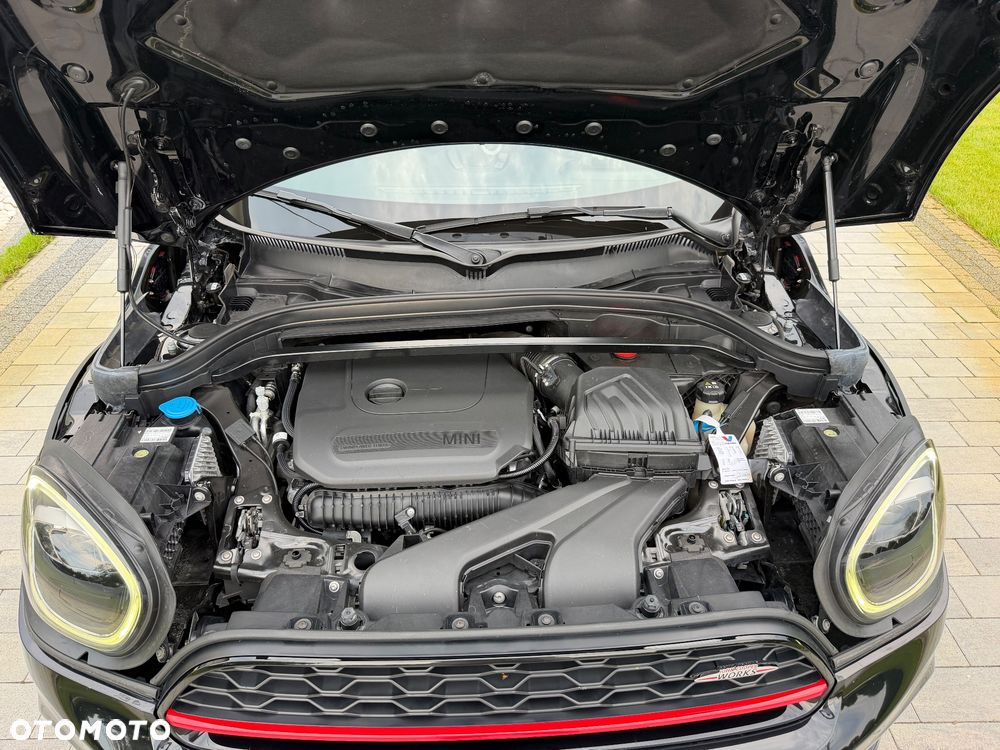 MINI John Cooper Works - 24