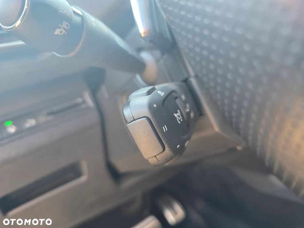 Peugeot 5008 2.0 BlueHDI GT S&S EAT8 - 21