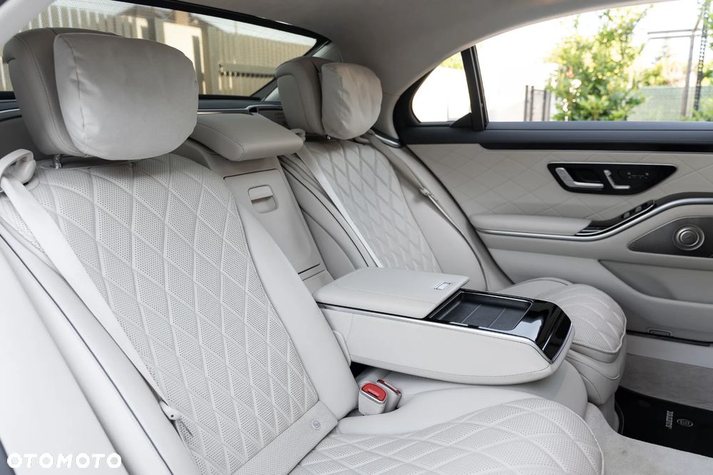 Mercedes-Benz Klasa S 400 d 4-Matic L AMG Line 9G-TRONIC - 24