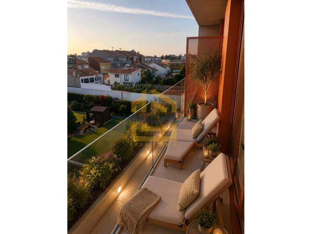 Apartamento T2 Novo | 4. º Andar | 3 Varandas | Lugar de garagem pa... - Grande imagem: 2/31