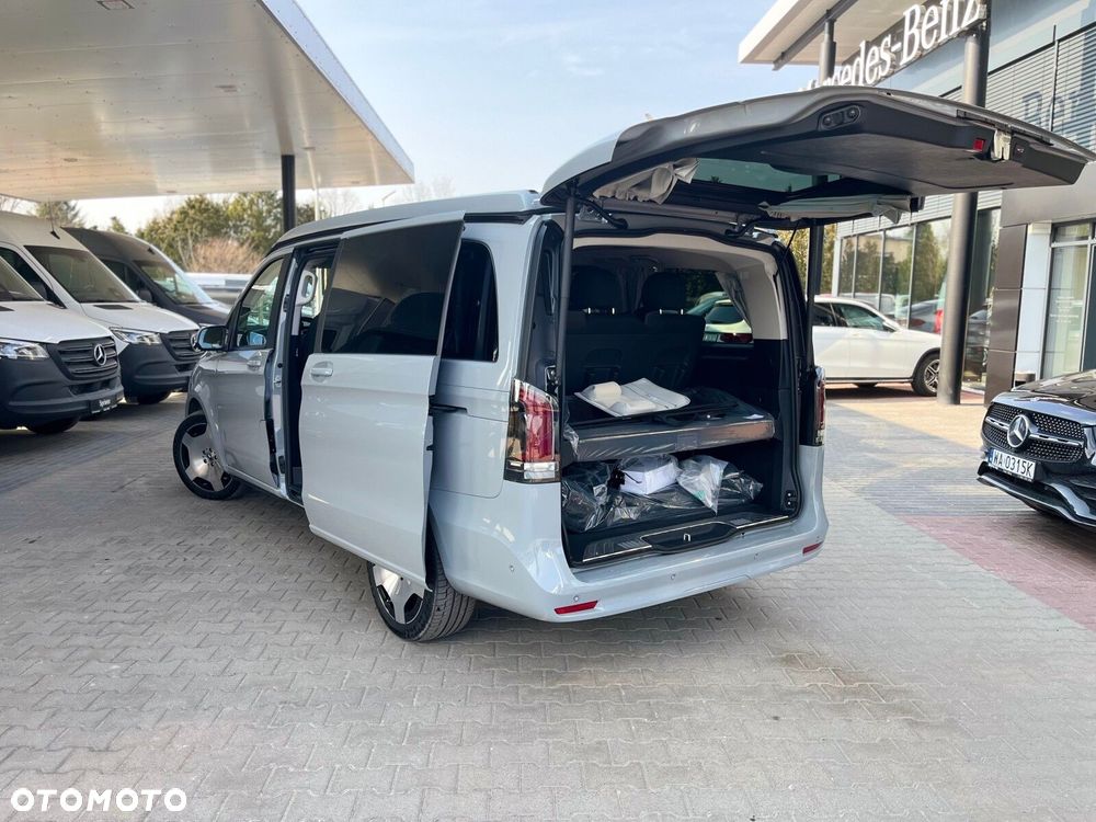 Mercedes-Benz Klasa V - 10