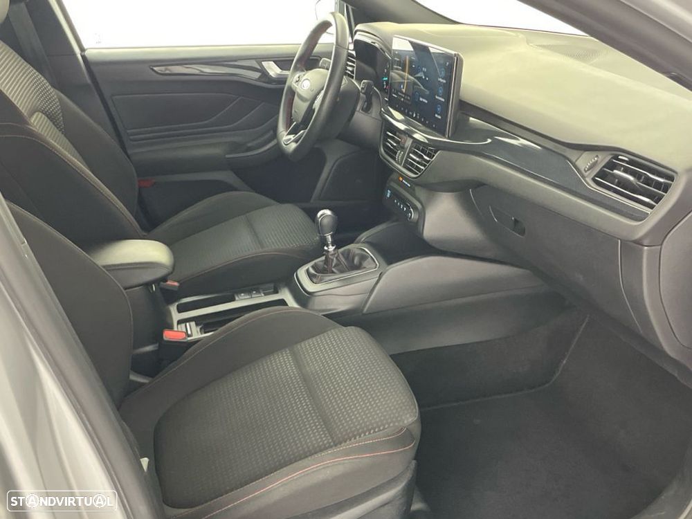 Ford Focus 1.0 EcoBoost MHEV ST-Line - 21