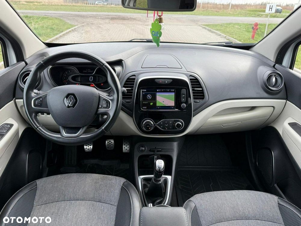 Renault Captur 1.2 Energy TCe XMOD - 24