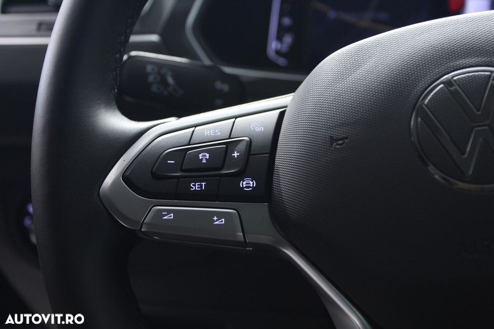 Volkswagen Tiguan - 19