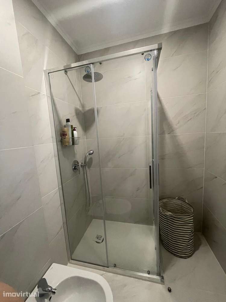 Apartamento T1 com vista em Benfica, Lisboa - Grande imagem: 2/13