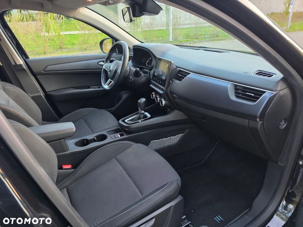 Renault Arkana 1.6 E-TECH Zen MMT - 12