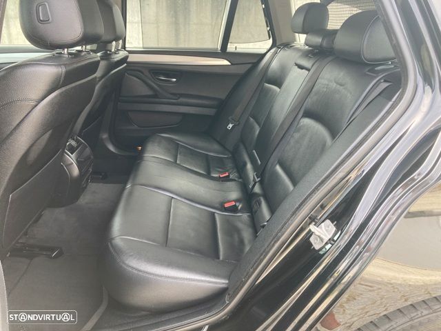 BMW 520 d Line Luxury - 26