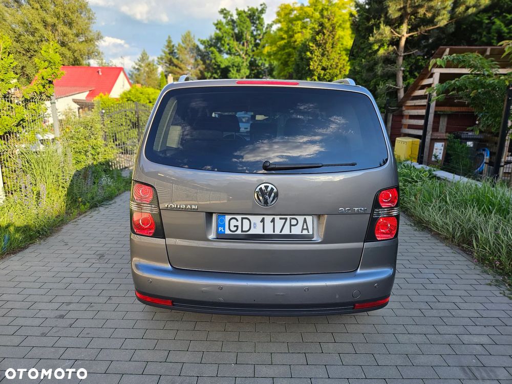 Volkswagen Touran 2.0 TDI DPF Cross - 10