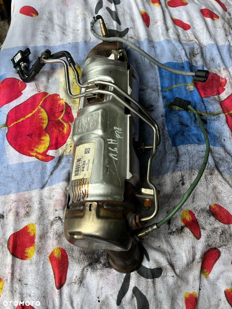 Katalizator Peugeot Citroen DS OPEL 1.6 THP Hybryda - 1