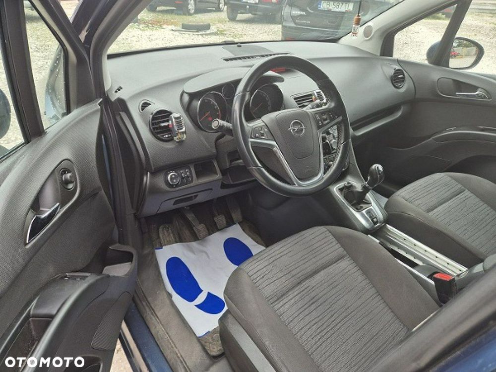 Opel Meriva - 11