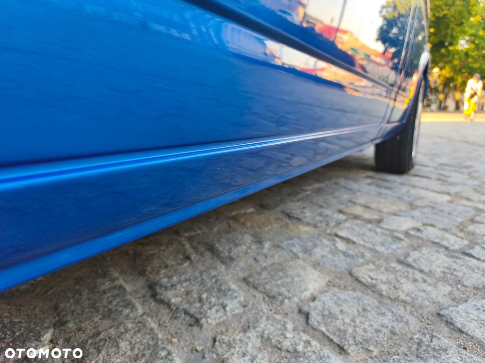 Volkswagen Multivan - 9