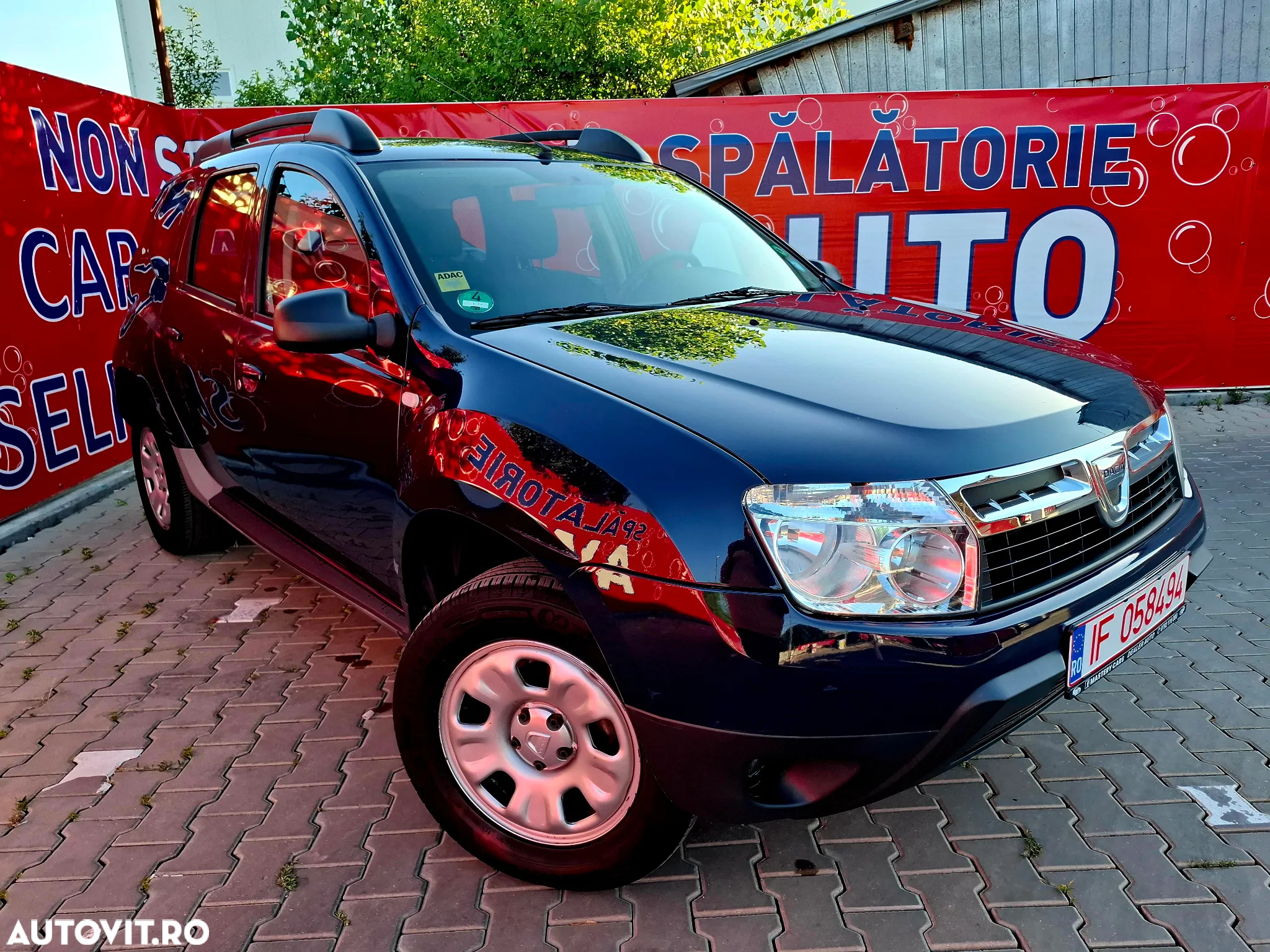 Dacia Duster 1.6 4x2 Laureate - 2
