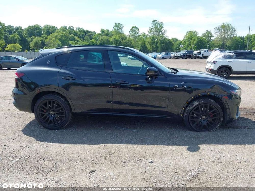 Maserati Levante - 5