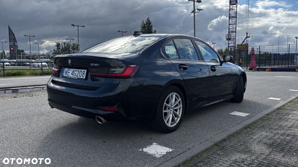 BMW Seria 3 318i Advantage - 15