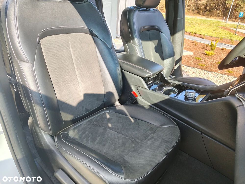 Jeep Grand Cherokee - 34