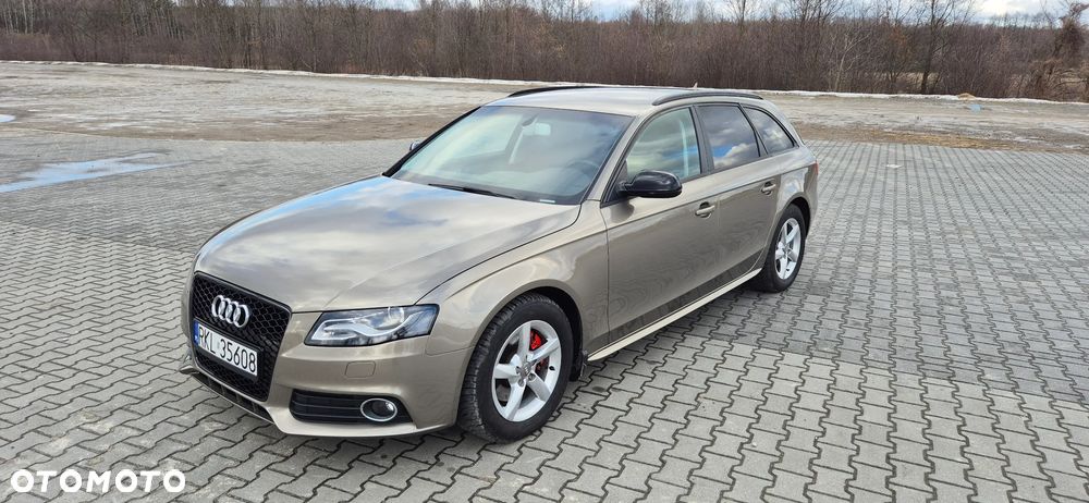 Audi A4 Avant - 1