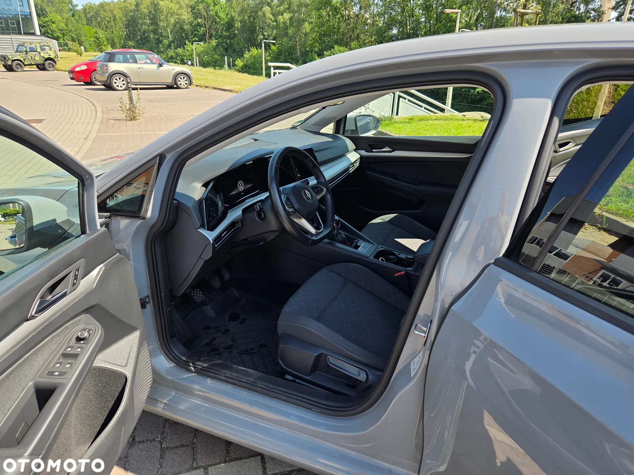 Volkswagen Golf VIII 2.0 TDI - 8