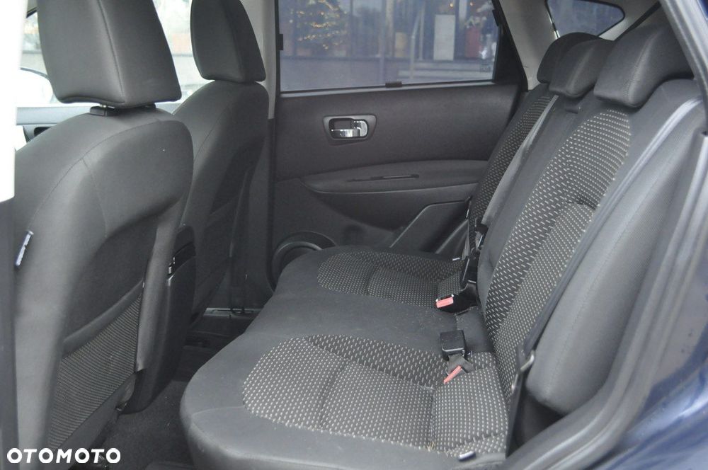Nissan Qashqai 2.0 dCi 4 x 4 DPF tekna - 10
