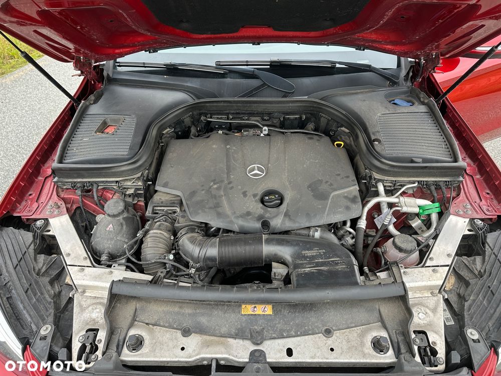 Mercedes-Benz GLC - 33