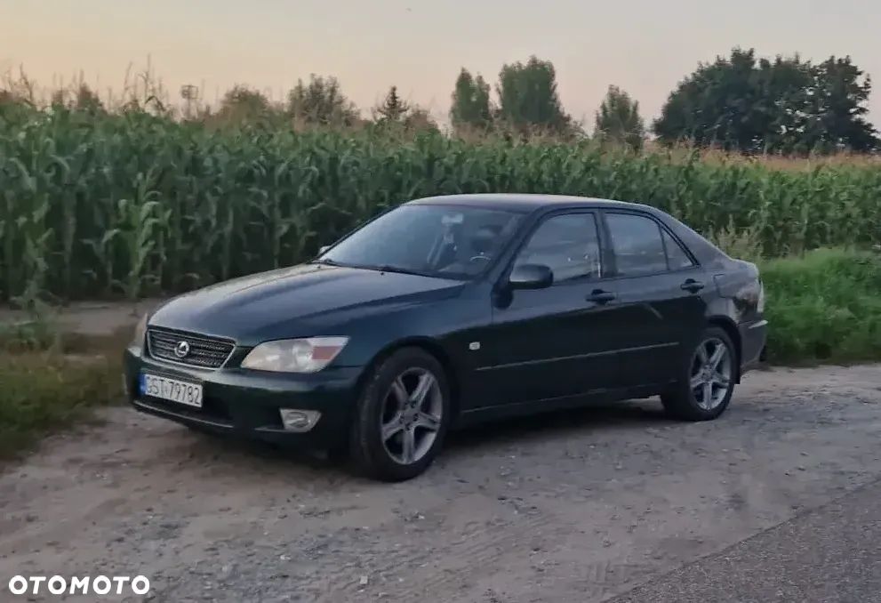 Lexus IS 200 Classic - 1