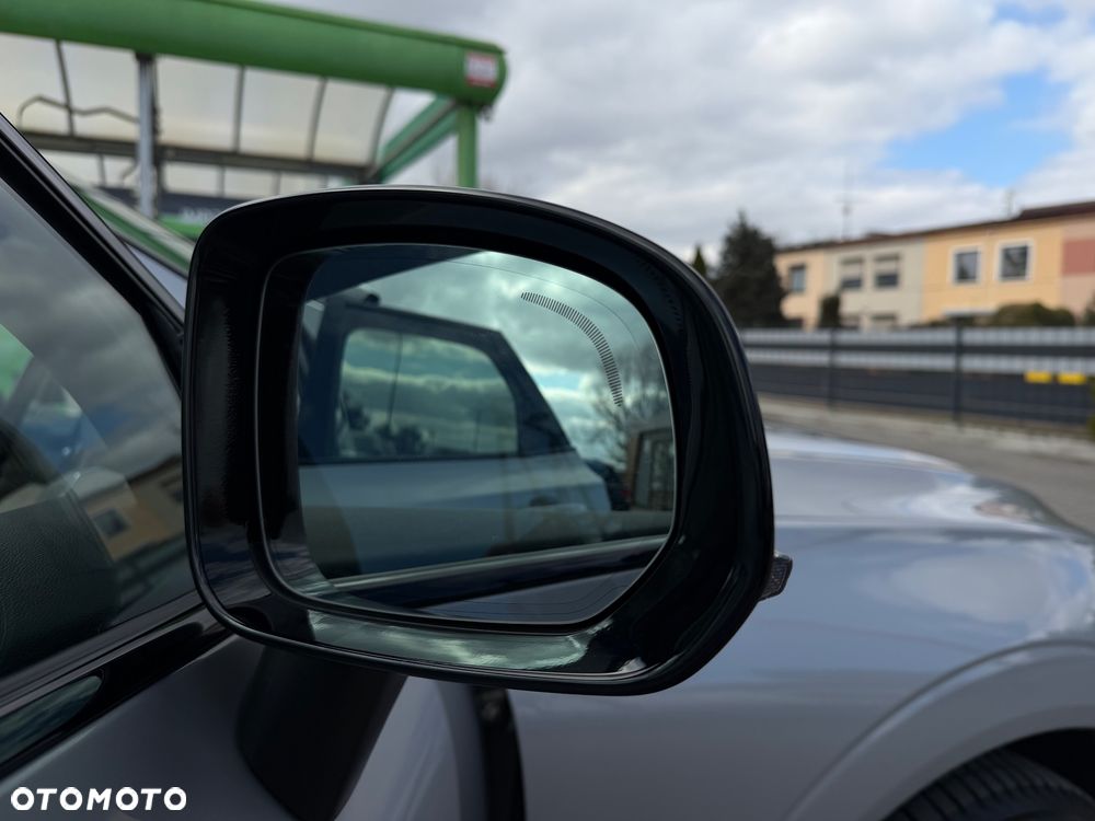 Volvo XC 60 B4 D Plus Dark - 18