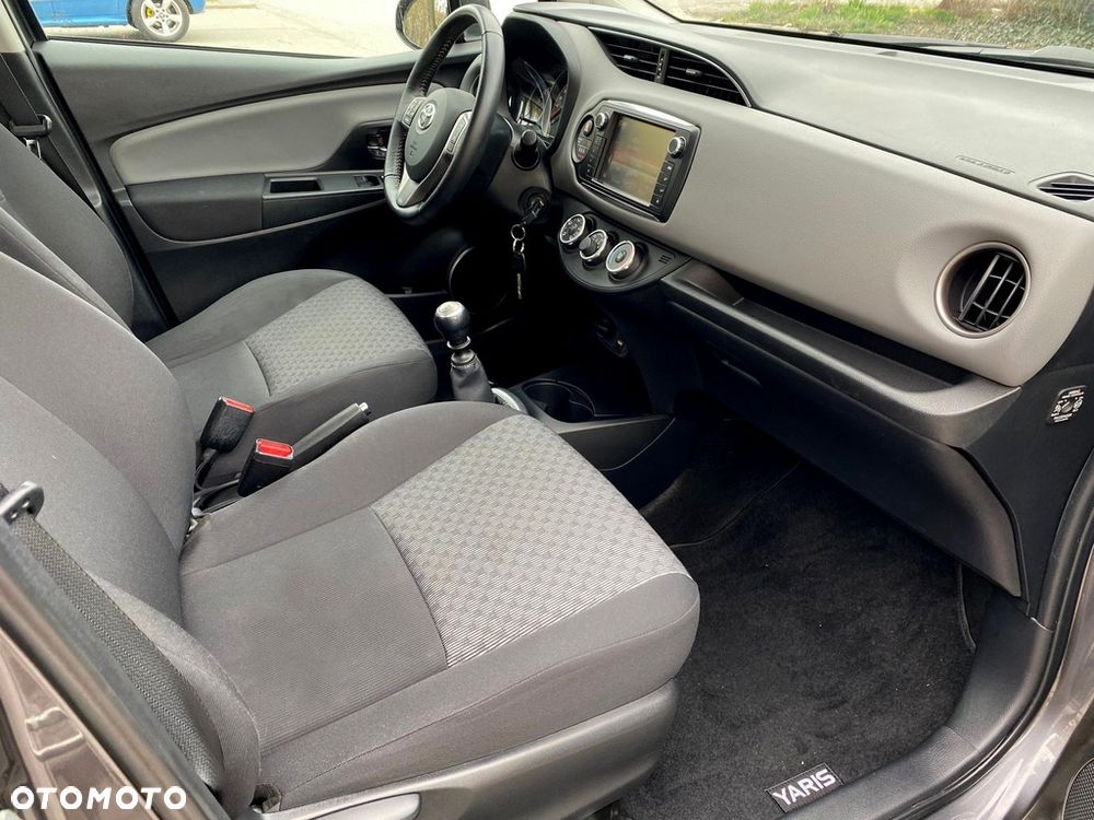 Toyota Yaris 1.33 VVT-i - 6