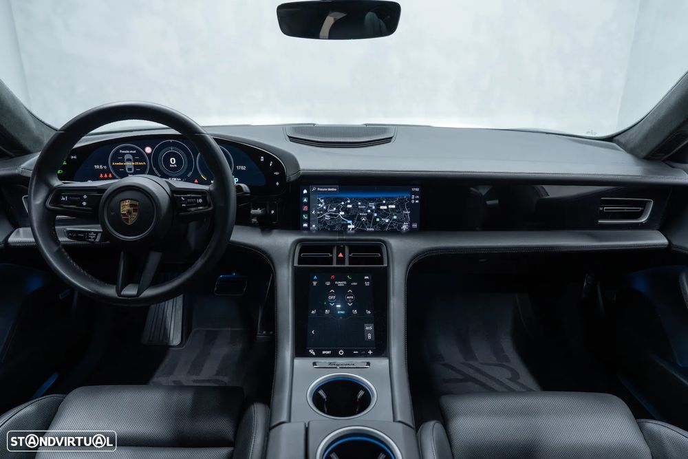 Porsche Taycan Turbo - 20