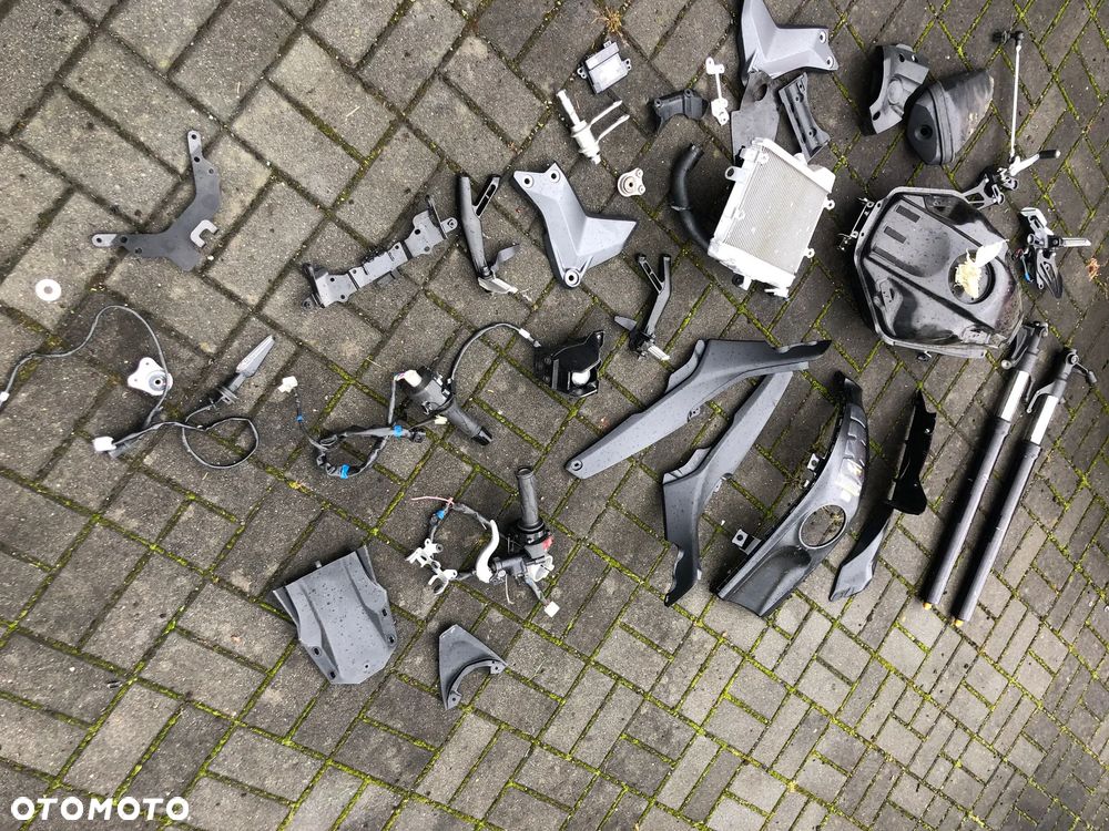 Yamaha  YZF R7 lampa set laga chłodnica osłona pompa bak - 1
