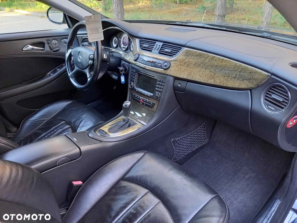 Mercedes-Benz CLS - 8