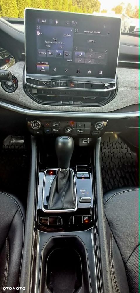 Jeep Compass - 23