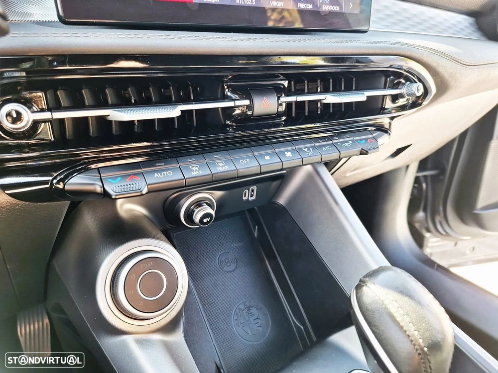 Alfa Romeo Tonale 1.3 Plug-In Hybrid Ti e-AWD - 17