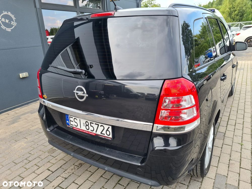 Opel Zafira 1.8 Design Edition - 28