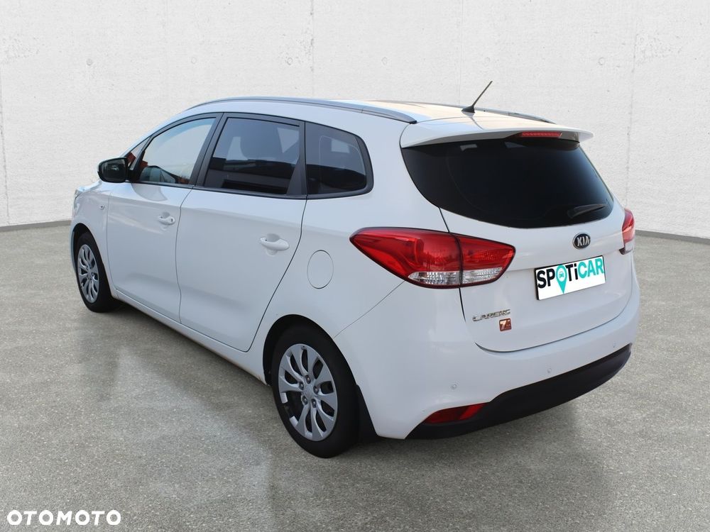 Kia Carens 1.6 GDI M - 2