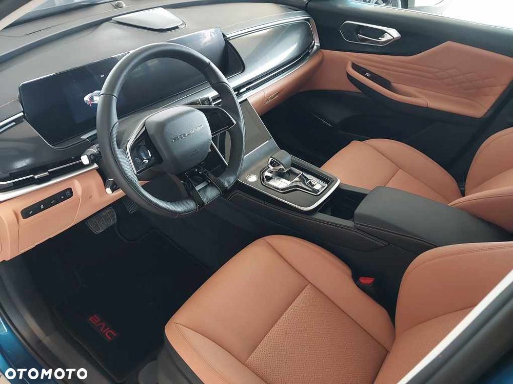 BAIC 7 1.5T Luxury DCT - 8
