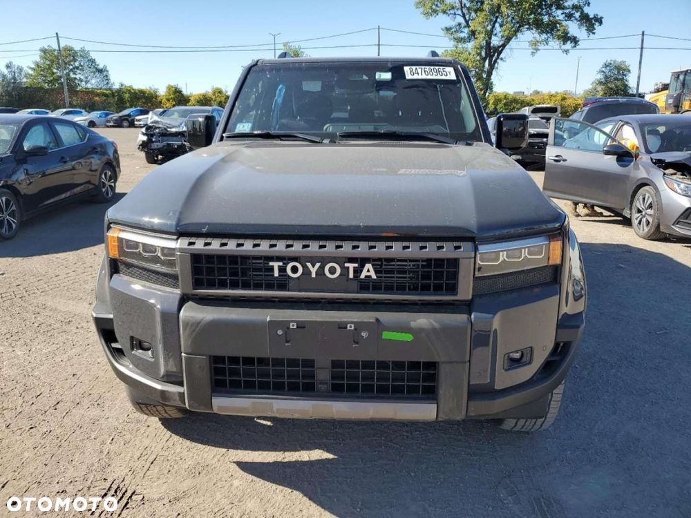 Toyota Land Cruiser - 6