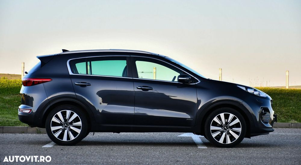 Kia Sportage 2,0 CRDI AWD Aut. Platinum - 3
