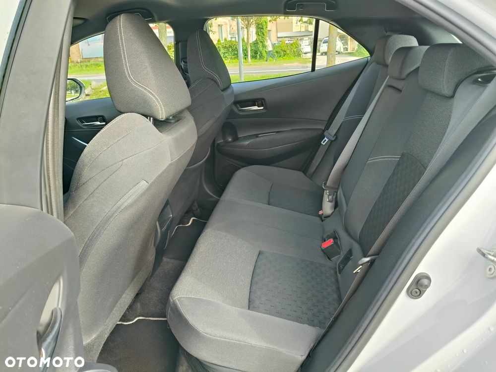 Toyota Corolla 1.8 Hybrid Comfort - 9