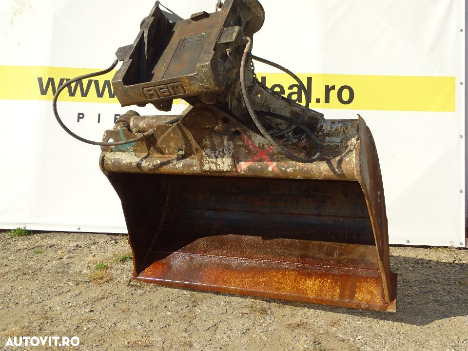 Cupe Taluz 2.00 m excavator 13-24  tone, cu inclinatie - 2