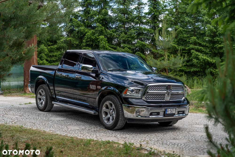 RAM 1500 Crew Cab Laramie - 2