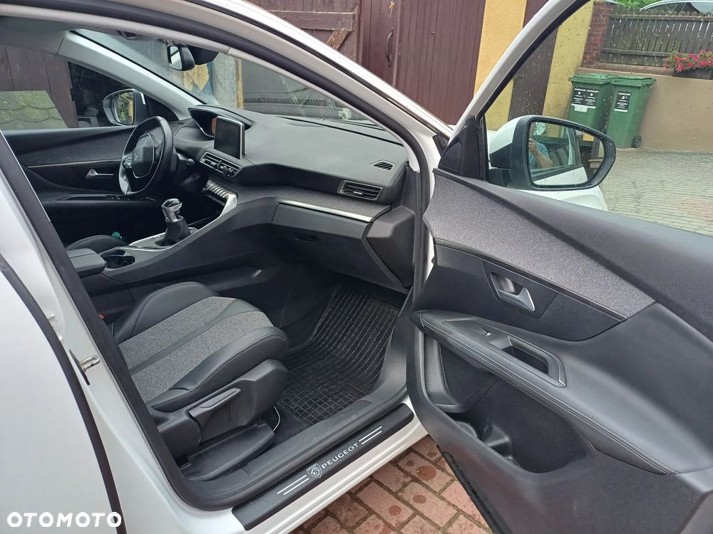 Peugeot 3008 PureTech 130 Stop & Start Allure - 12