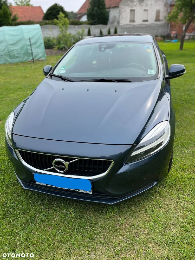 Volvo V40 - 2
