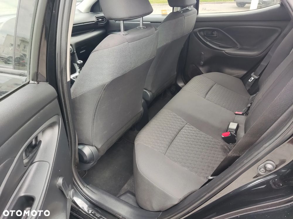 Toyota Yaris 1.5 Comfort - 11