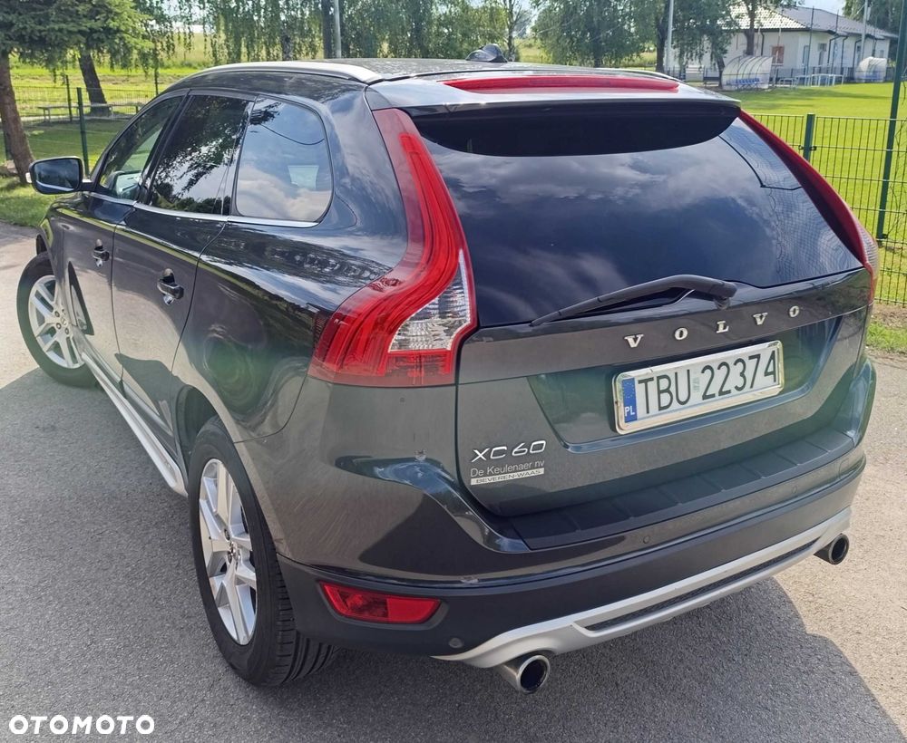 Volvo XC 60 - 4