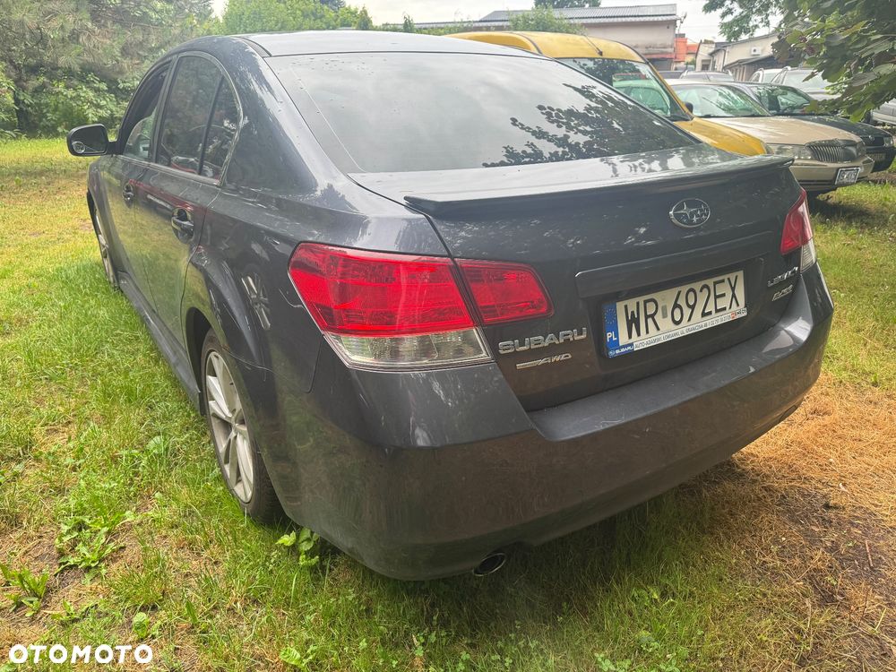 Subaru Legacy 2.5i Lineartronic Sport - 3