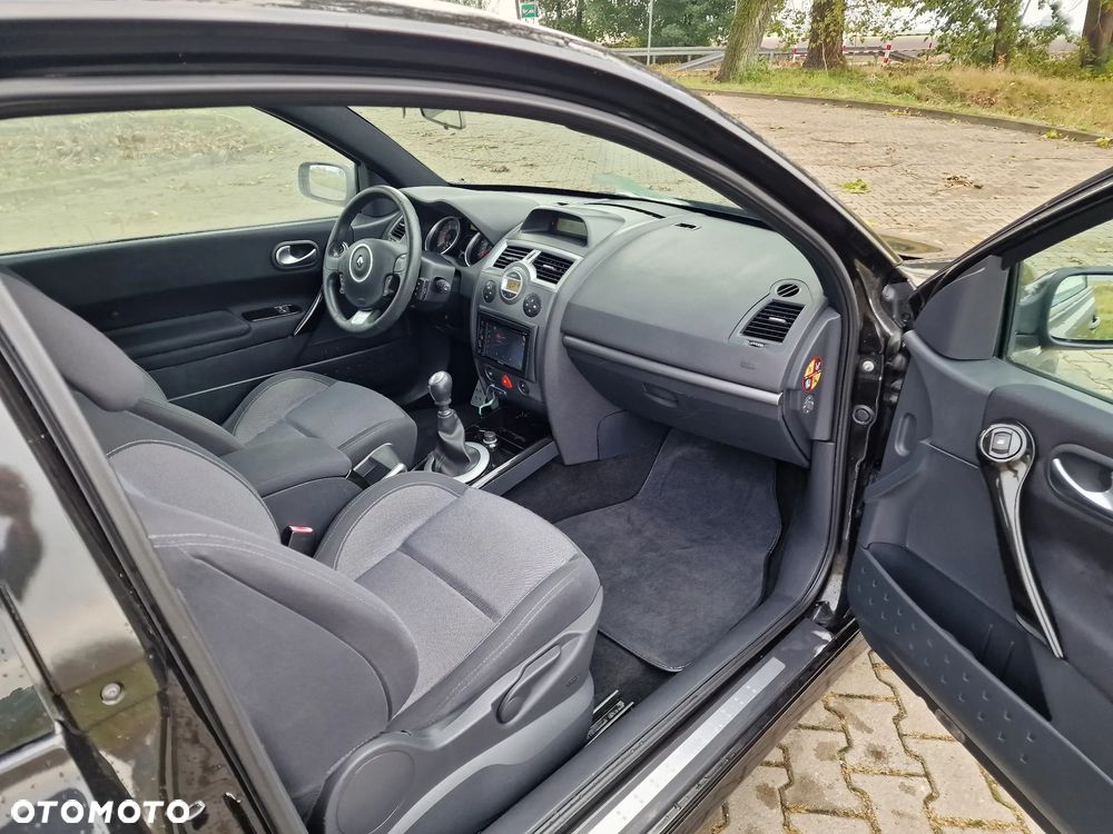 Renault Megane 2.0 dCi GT - 9
