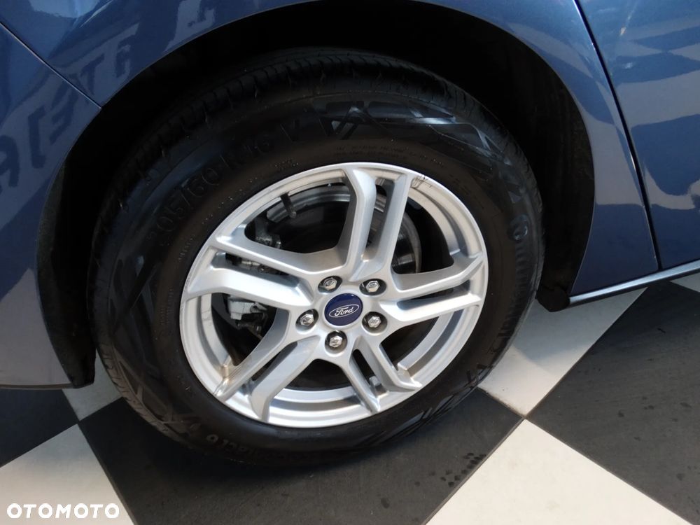 Ford Focus 1.0 EcoBoost SYNC Edition ASS PowerShift - 26