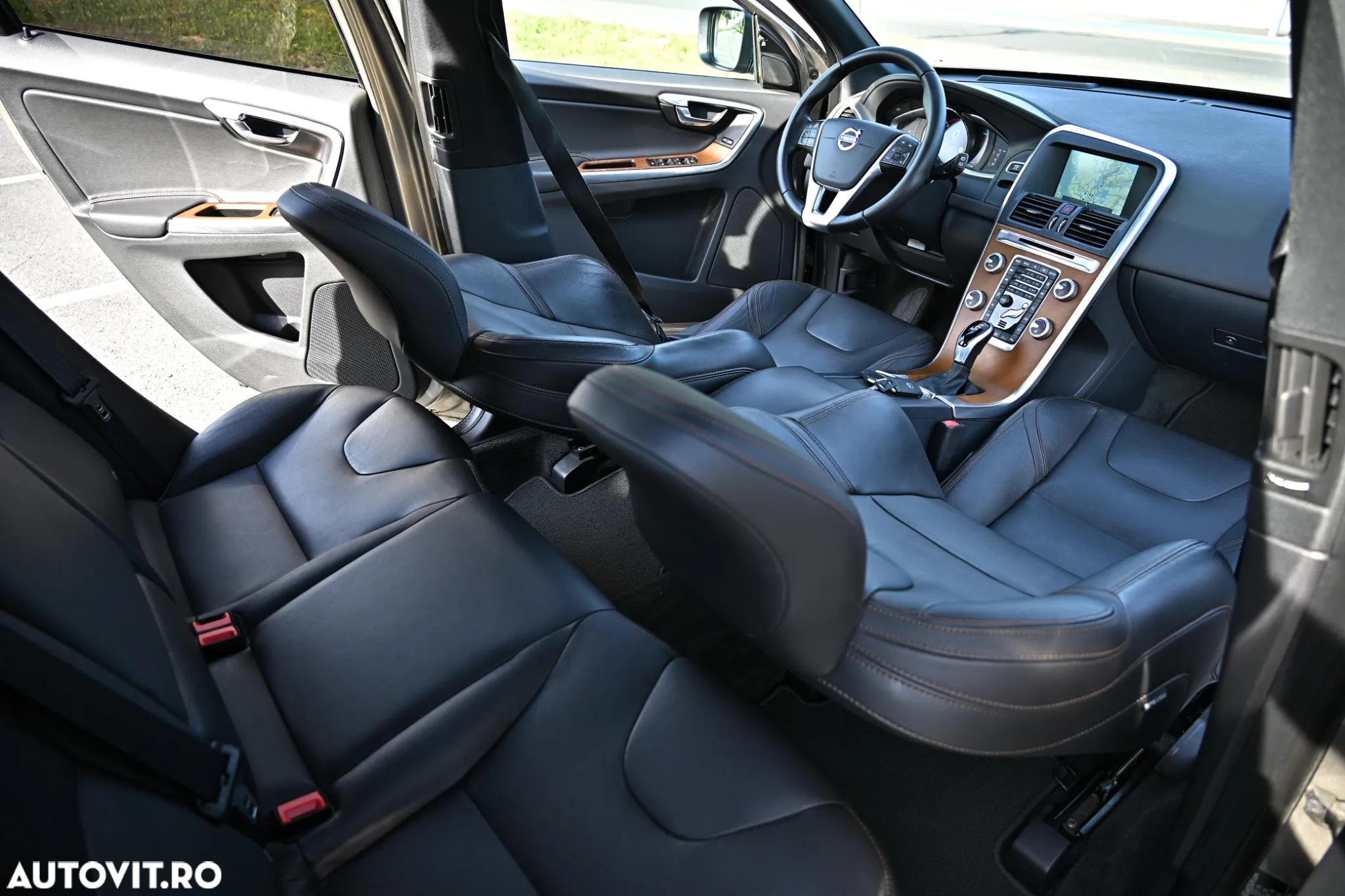 Volvo XC 60 D4 Geartronic Summum - 7