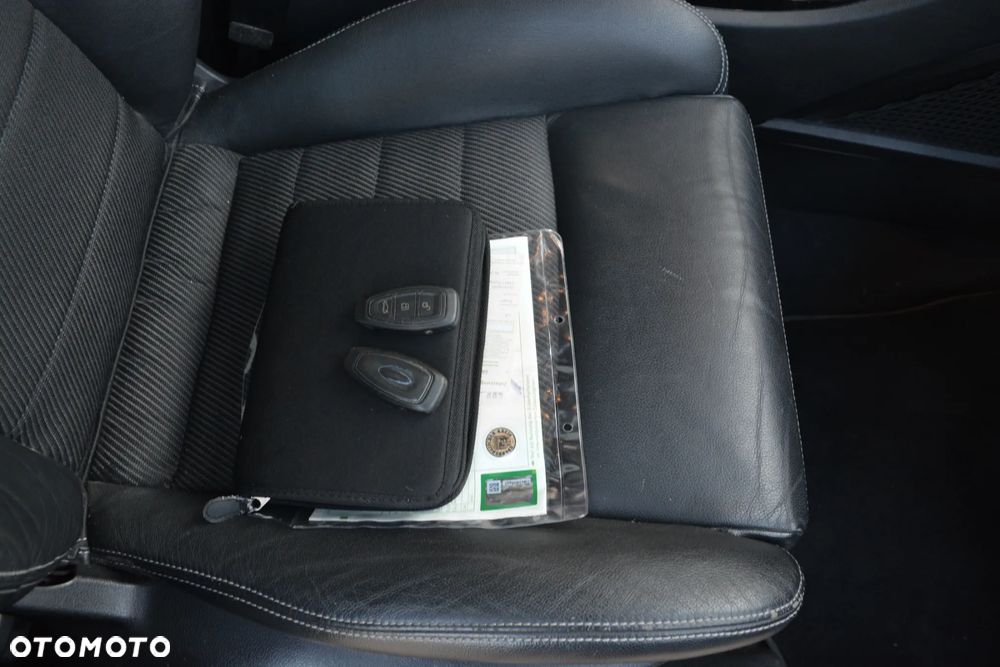 Ford Galaxy - 24